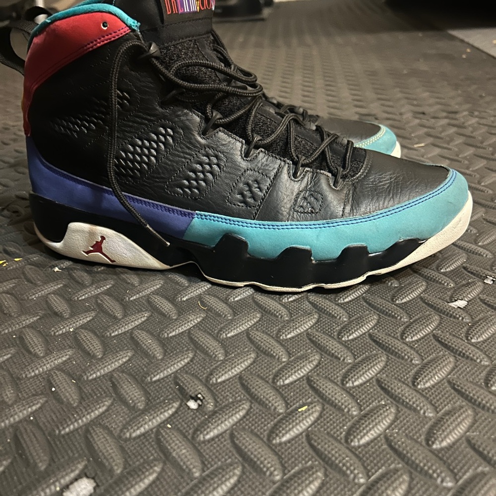 Retro Jordan 9 (Dream It Do it)